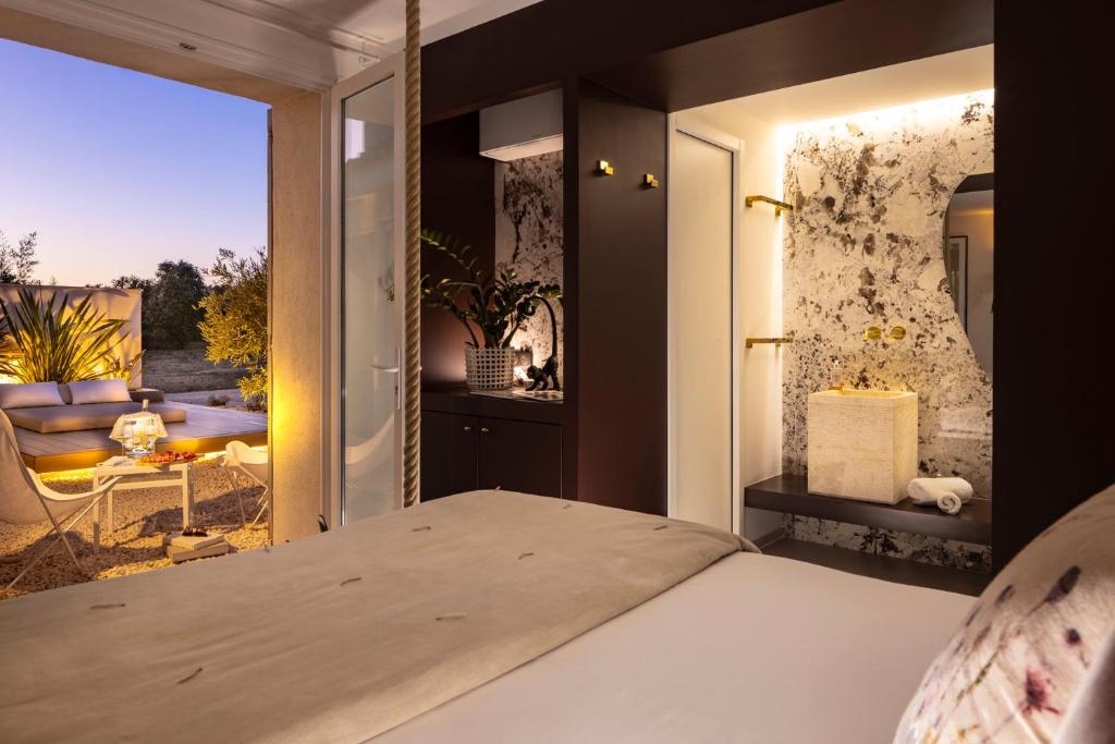 Posezení v ubytování La Bastide de Damien, 5 clefs Demeure d'Exception et Table Remarquable dans le guide Teritoria, JACUZZI Privatif, Cuisine étoilée Dominique Frérard