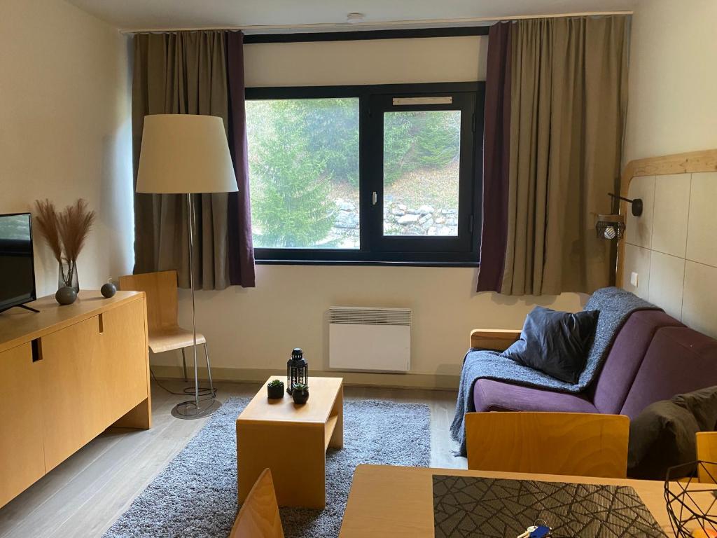 Posezení v ubytování Havre de paix à Flaine