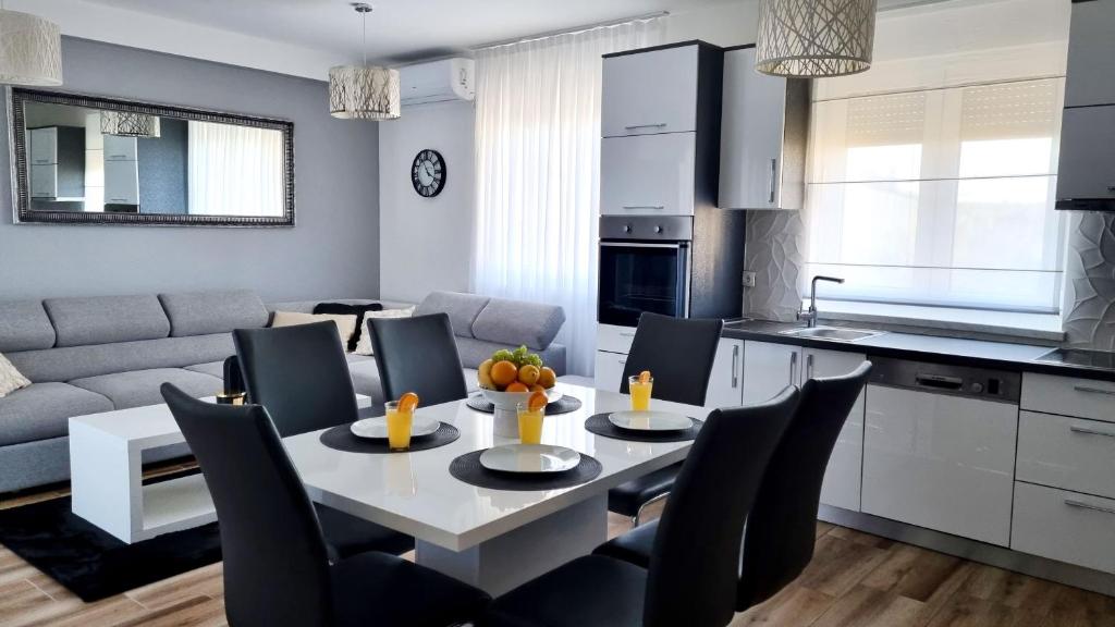 Dreams Apartment