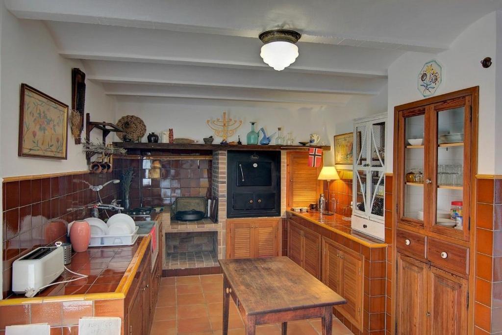 Kuchyň nebo kuchyňský kout v ubytování Casa Gallinera