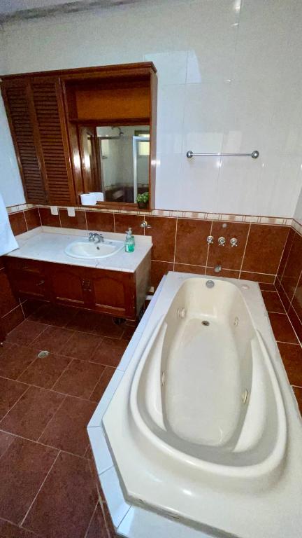 Koupelna v ubytování Casa Castillo Cali
