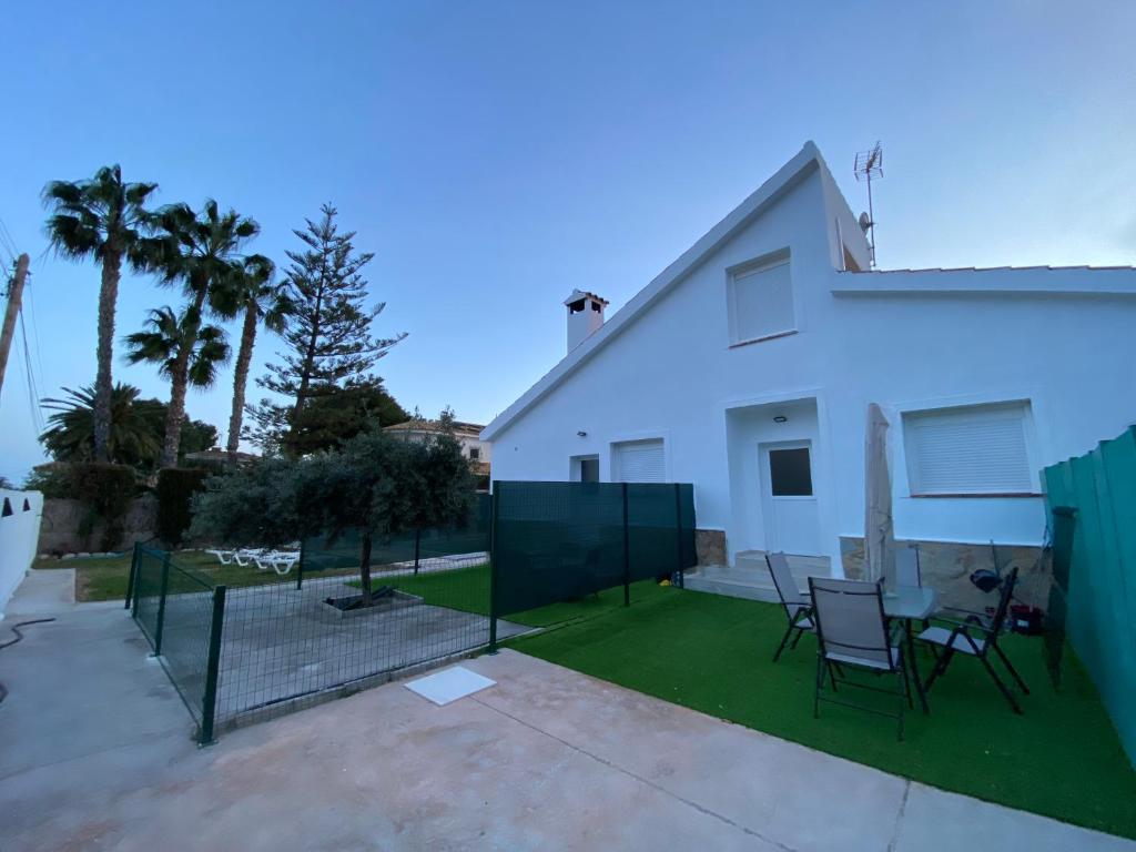 The building in which the holiday home is located