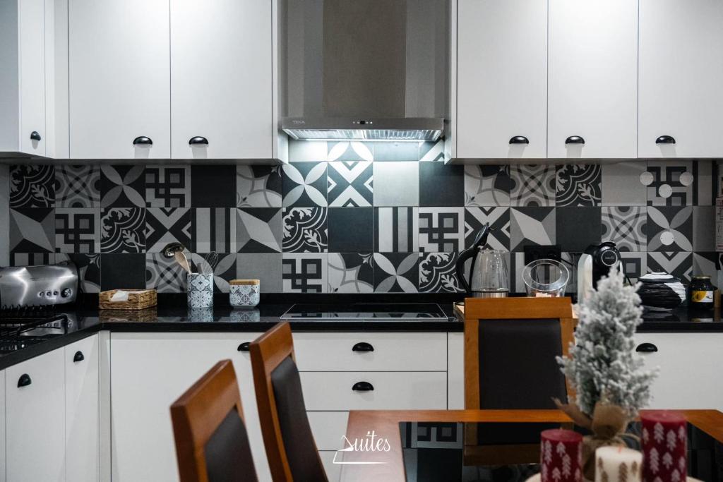 AHLIN SUITES 2