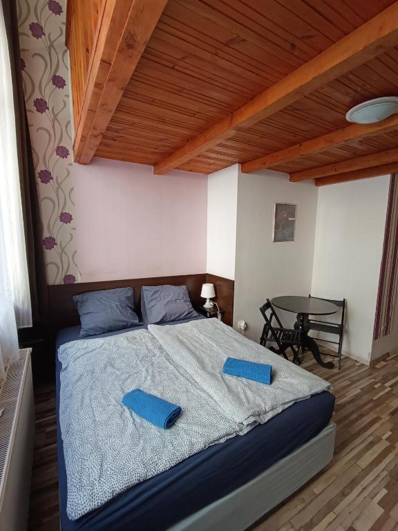 Posteľ alebo postele v izbe v ubytovaní Liechtenstein Apartments