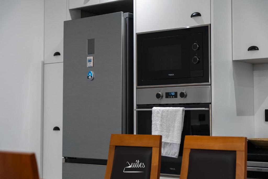 AHLIN SUITES 2