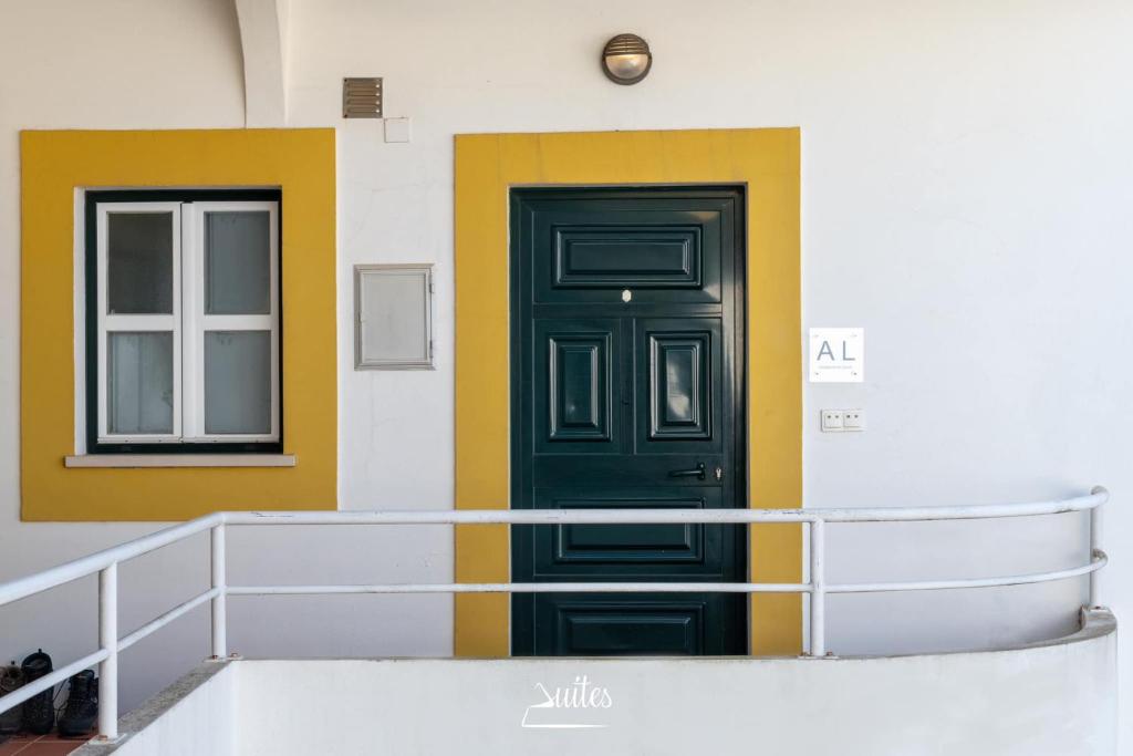 AHLIN SUITES 2