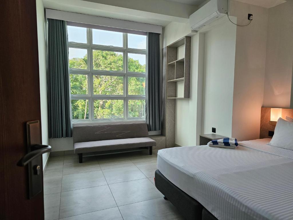 Shams Thoddoo - View 3