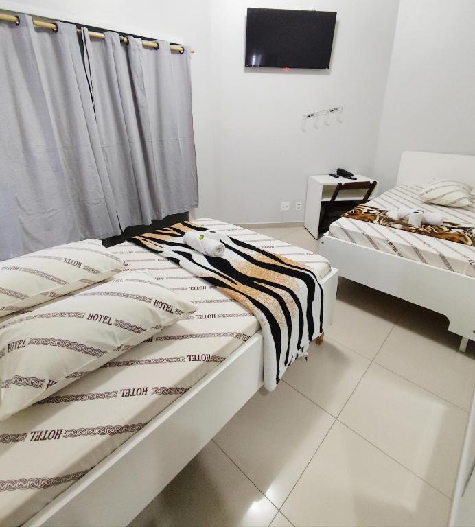 Hotel Amanhecer -650M DA FERINHA DA MADRUGADA ,1,3 KM DA 25 DE MARÇO, 550M DO MERCADÃO MUNICIPAL ,1,1 KM DA ESTAÇÃO DA LUZ - Double Room