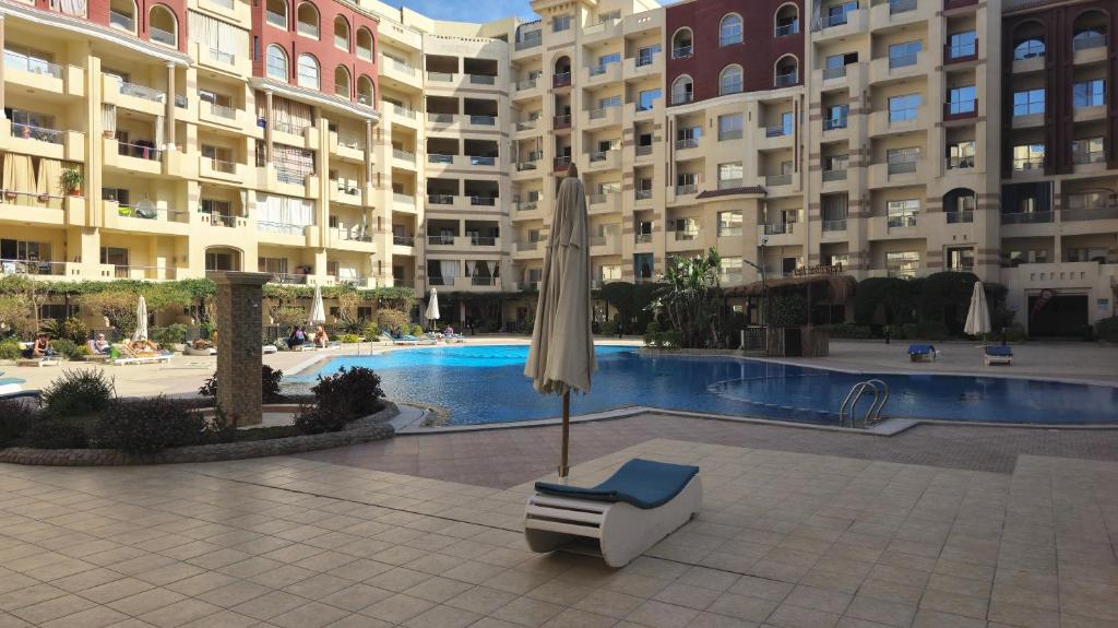 Bazén v ubytování Dive Hostel Hurghada Pool nebo v jeho okolí