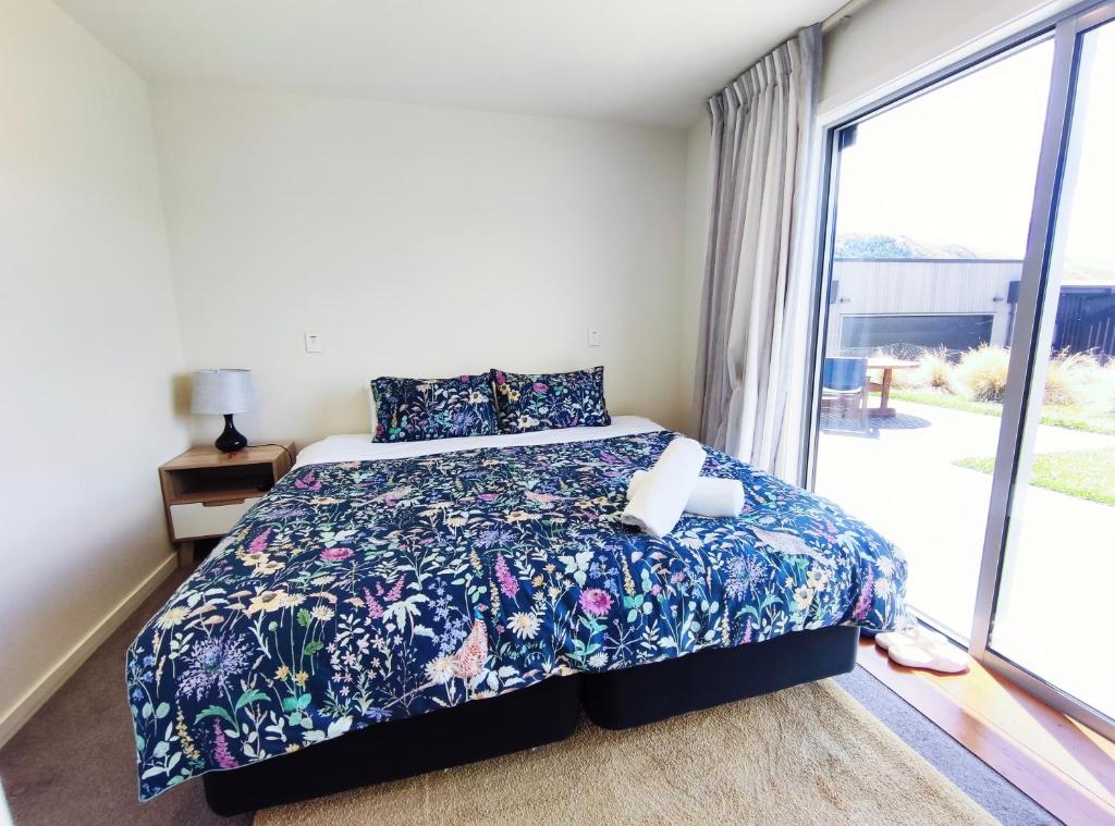 Postel nebo postele na pokoji v ubytování Antair Budget Lodge