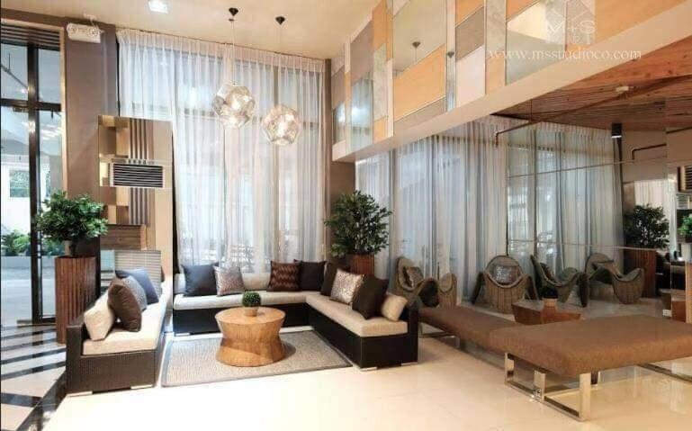 Posezení v ubytování Happy Homes Fully Furnish Condo Unit - Persimmon