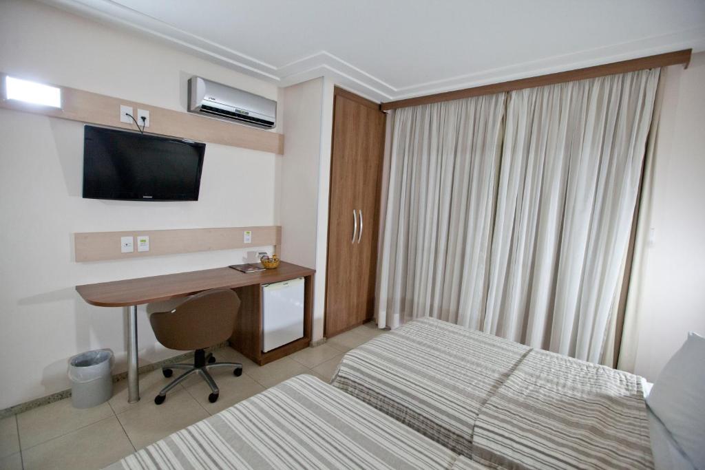  Del Canto Hotel