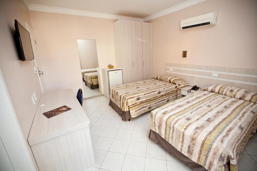  Del Canto Hotel