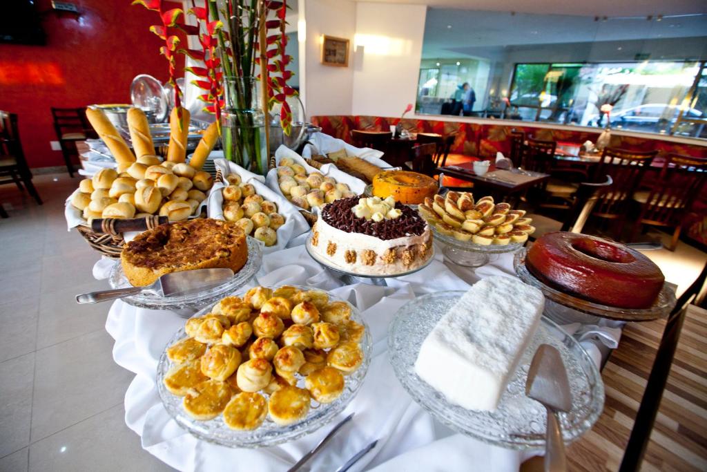  Del Canto Hotel