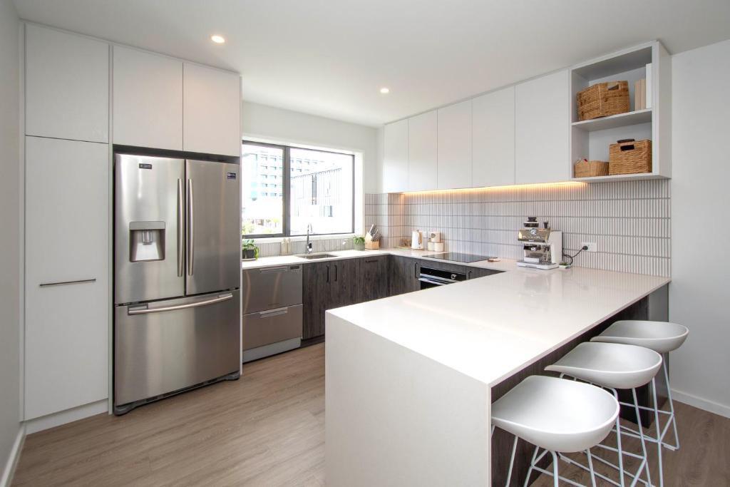 Central City - 4 Bedroom Brand New- 2 mins from New Stadium - Resim 12