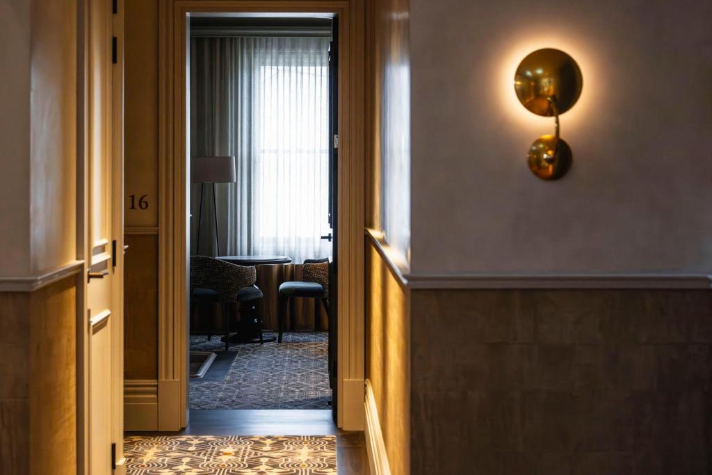 The Grand National Hotel by Saint Peter - Resim 20