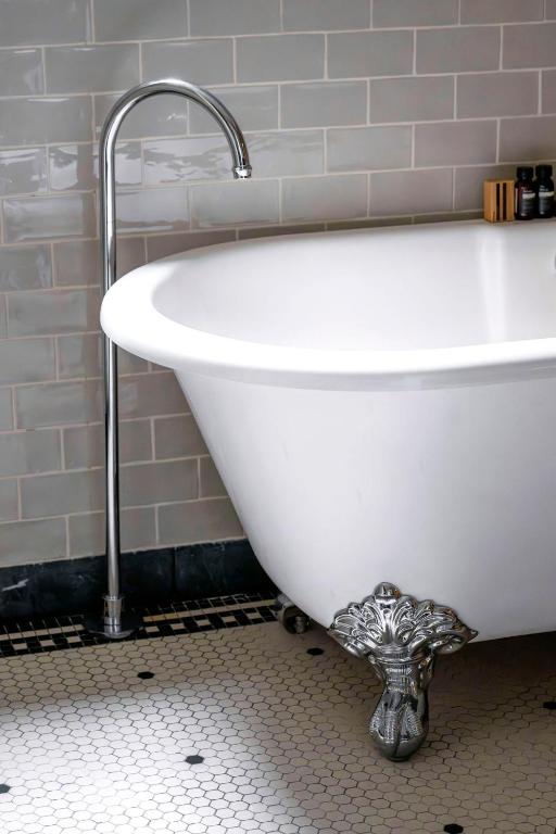 The Grand National Hotel by Saint Peter - Resim 29