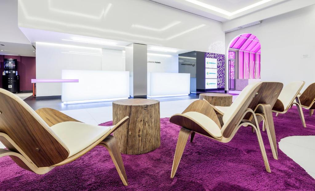 Ilunion Suites Madrid - Resim 13