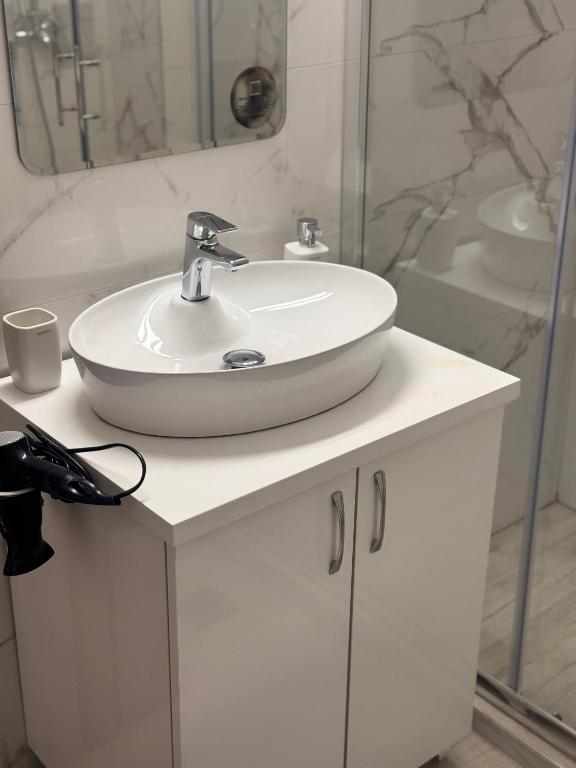 Koupelna v ubytování Comfortable Suites 1