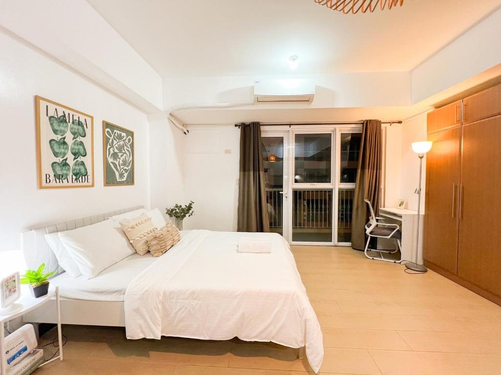 Modern BGC Stay at Venice Residences #vlrtc29h