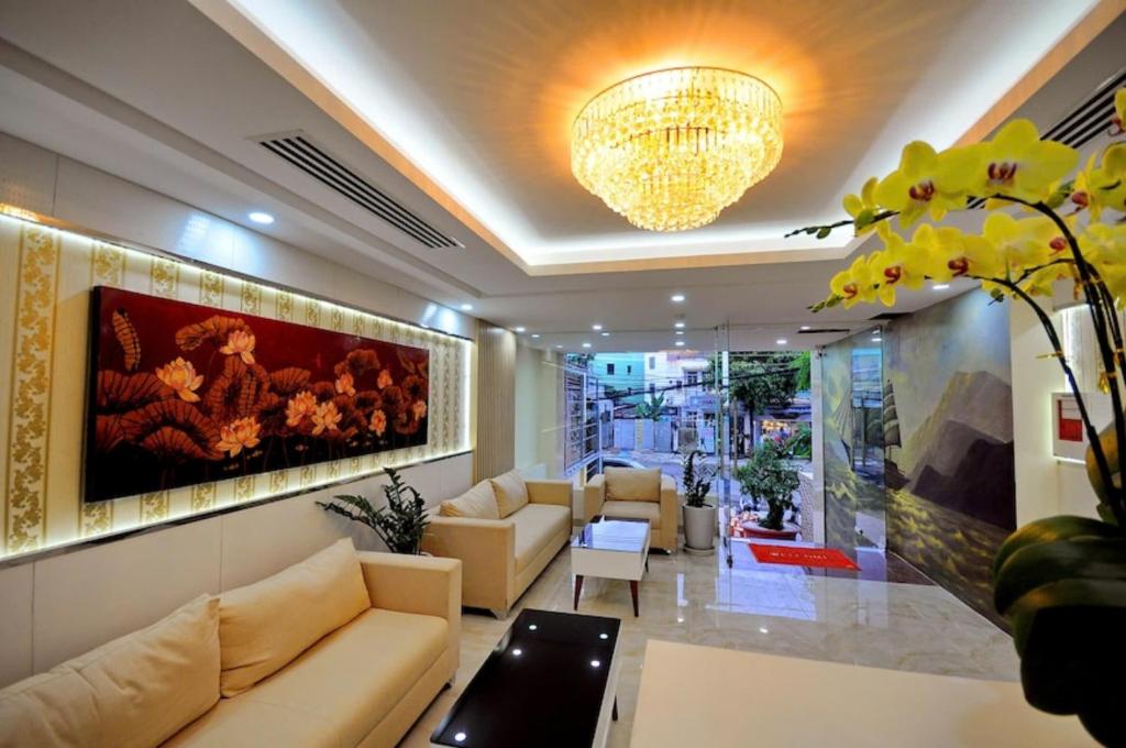 Khu vực ghế ngồi tại Yellow Sea Hotel Nha Trang