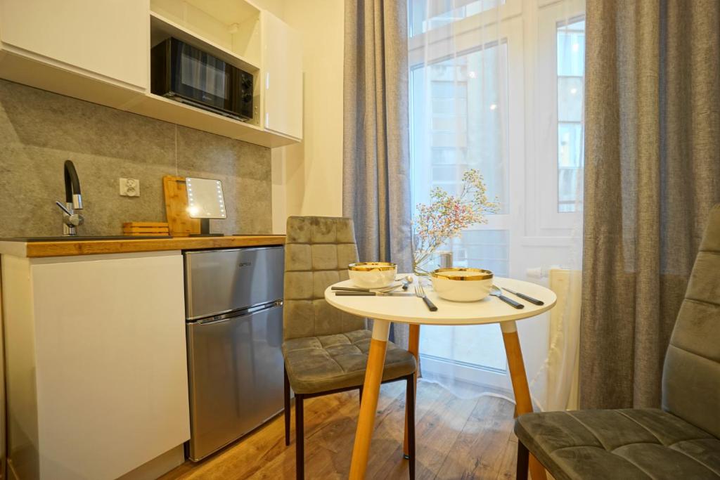 K'59 Prestige Apartments - 1