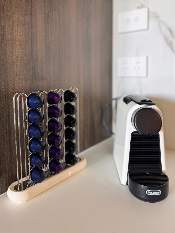 Parnell Haven 2BRM Apartment with Deck, Parking & City Views - Resim 13