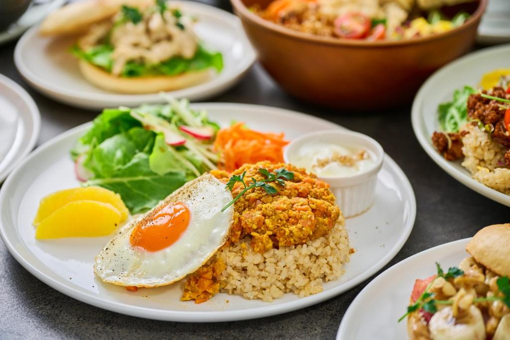 Đồ ăn tại/gần khách sạn