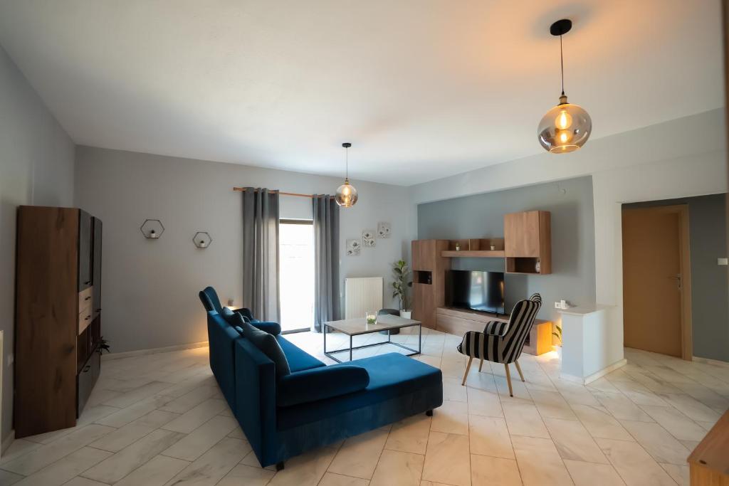 A kitchen or kitchenette at Meteora House with a view