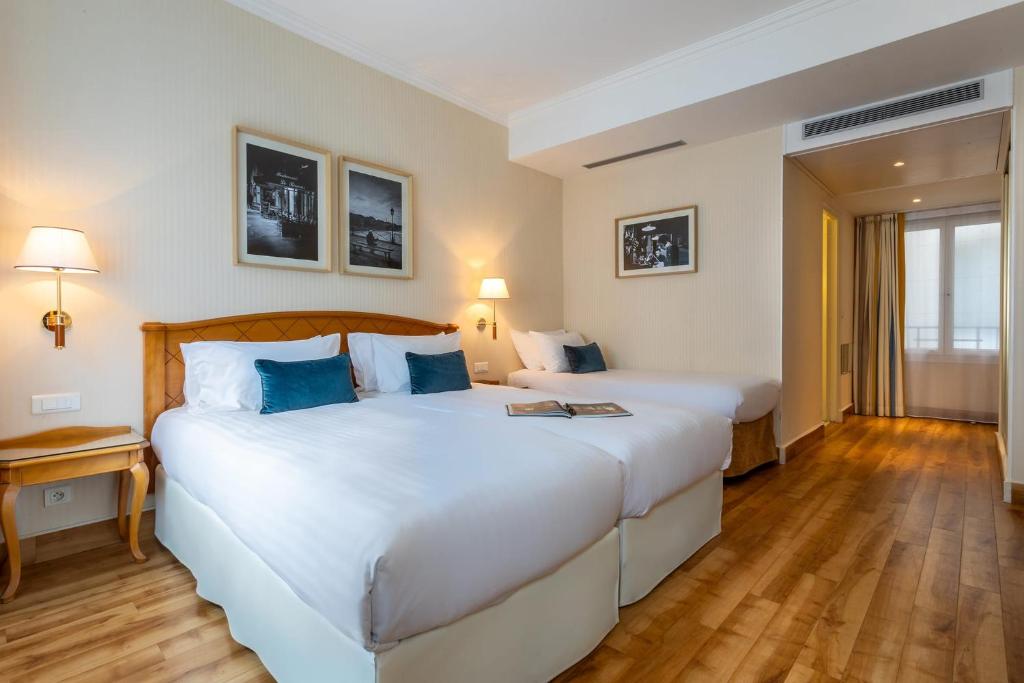 Hotel Etats Unis Opera - Triple Family Room
