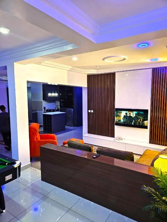 TV a/nebo společenská místnost v ubytování hotel Guidotti