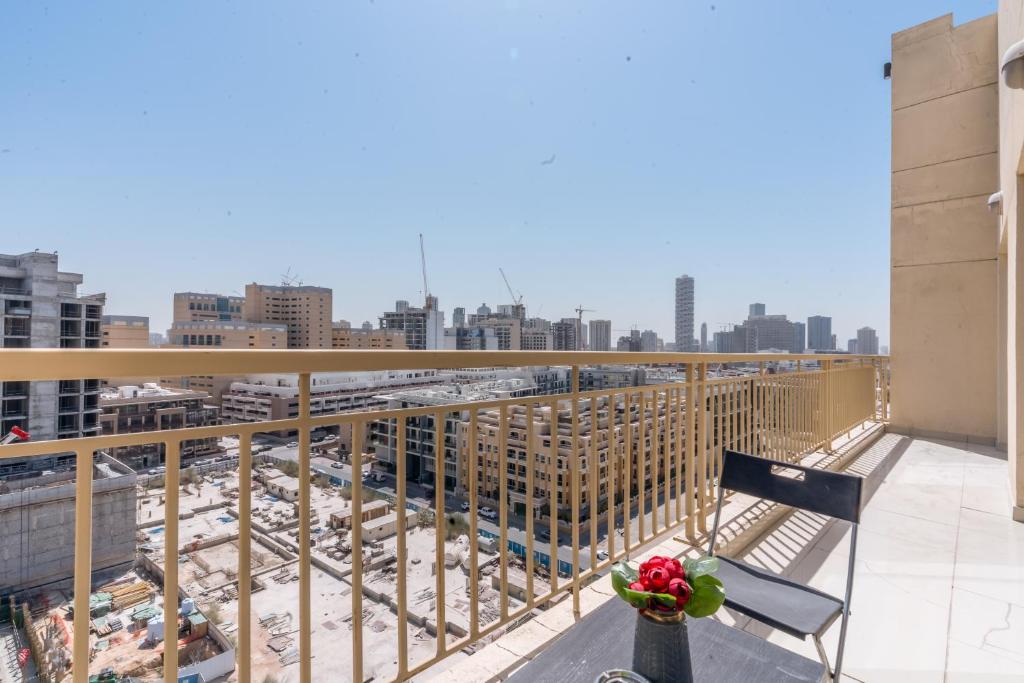 Balkón nebo terasa v ubytování RH- Bright 1BR in JVC, near Circle mall