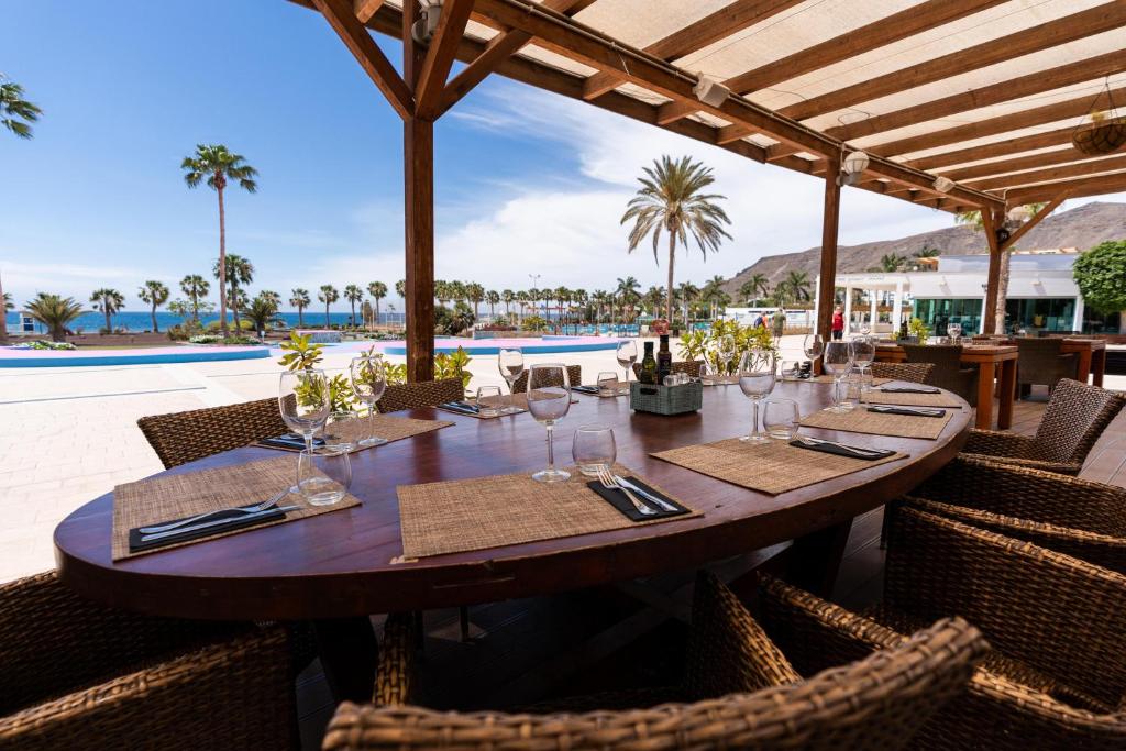 The swimming pool at or close to Playitas Villas - Sports Resort