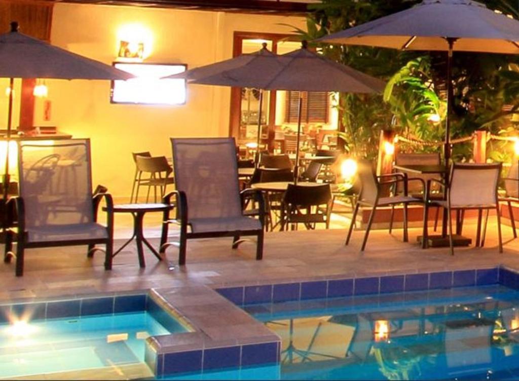 A piscina localizada em Pousada do Almirante ou nos arredores