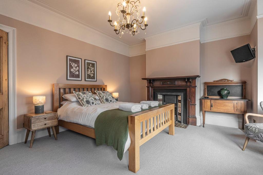 Ένα ή περισσότερα κρεβάτια σε δωμάτιο στο Belle Vue House - Charming 4 bedroom house in central Ramsgate