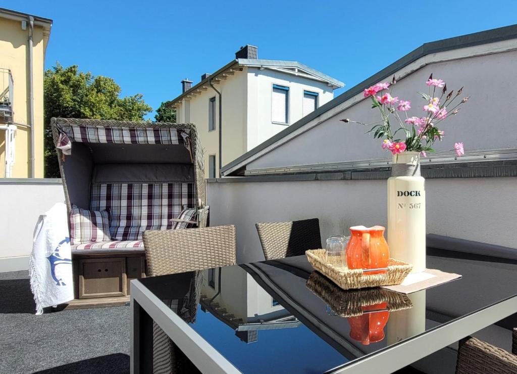 Balkón nebo terasa v ubytování Warnemünde Strandnest 24350