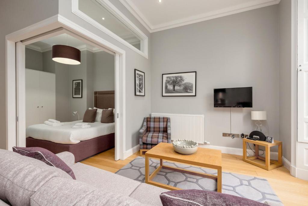 Destiny Scotland - Princes Street Residence - 