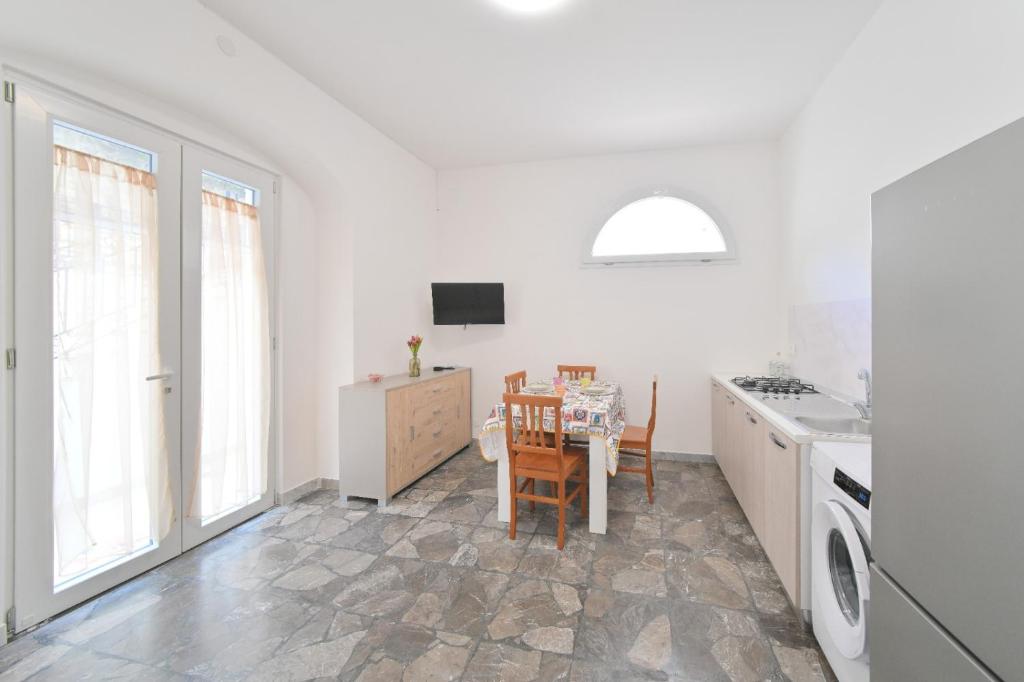 Kuchyň nebo kuchyňský kout v ubytování Casa Lulù - Appartamenti Ischia Centro