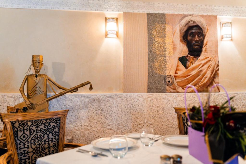 Nápoje v ubytování Ysalis Riad Restaurant & Spa