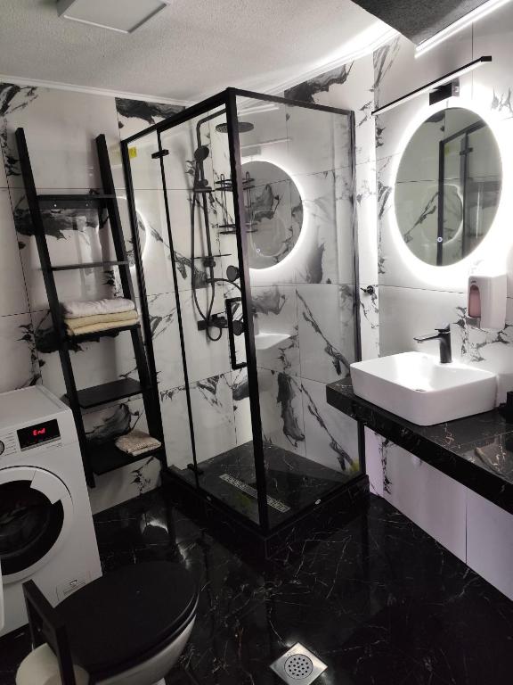 Kúpeľňa v ubytovaní Apartments Kestenovi Dvori
