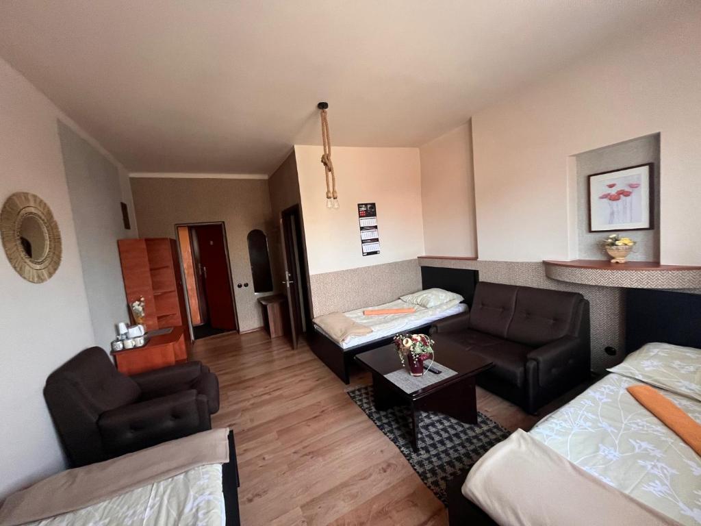 Hotel WIR - Quadruple Room