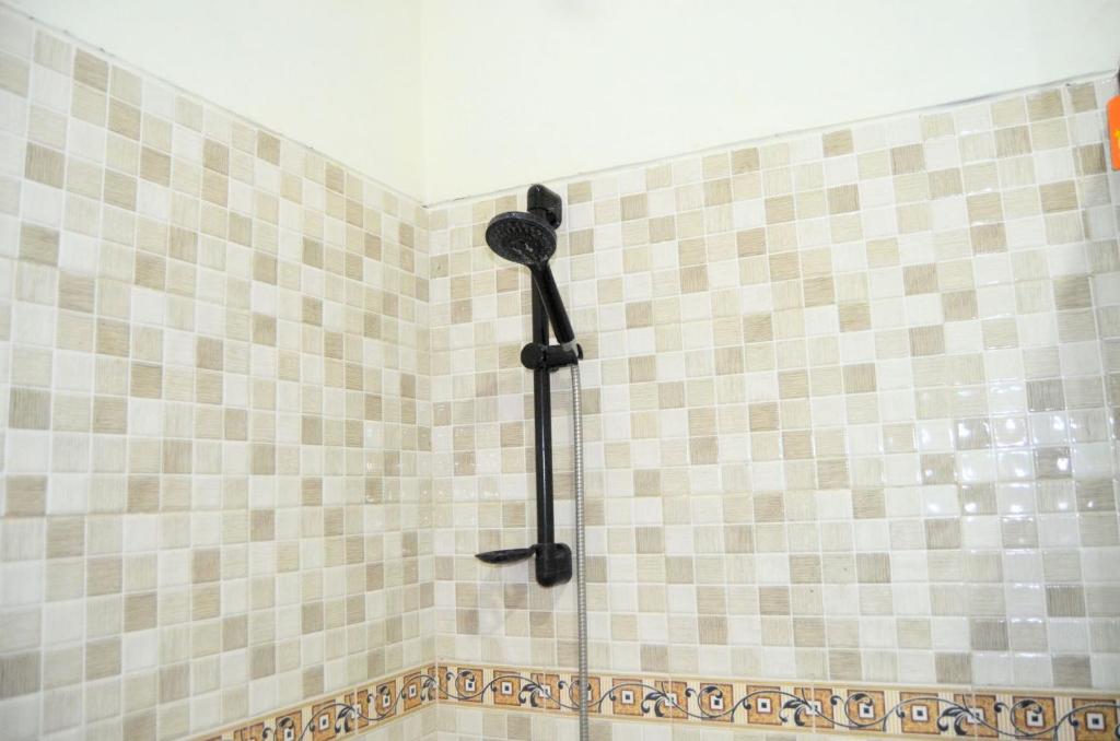 Villa Remboelan Shariah Guest House - Chambre Double Avec Salle De Bains Privative