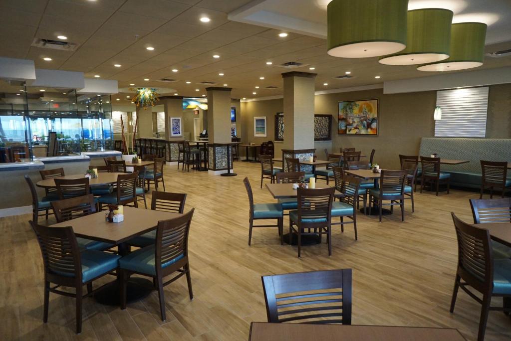 Restaurace v ubytování Ocean Sky Hotel & Resort