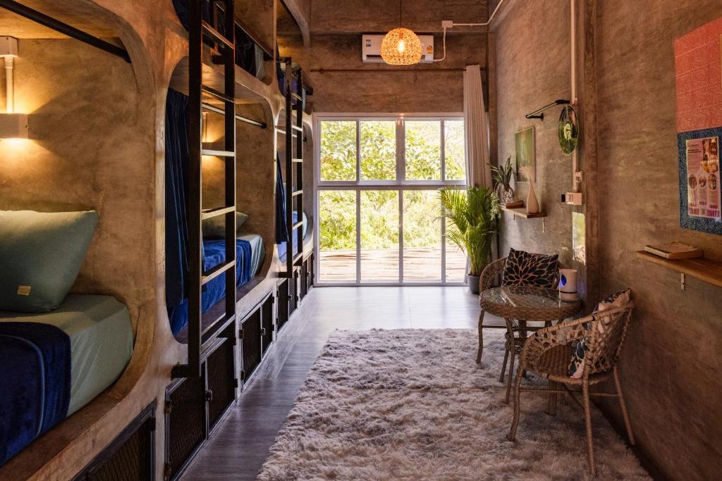 Wonderland Jungle Hostel - 15