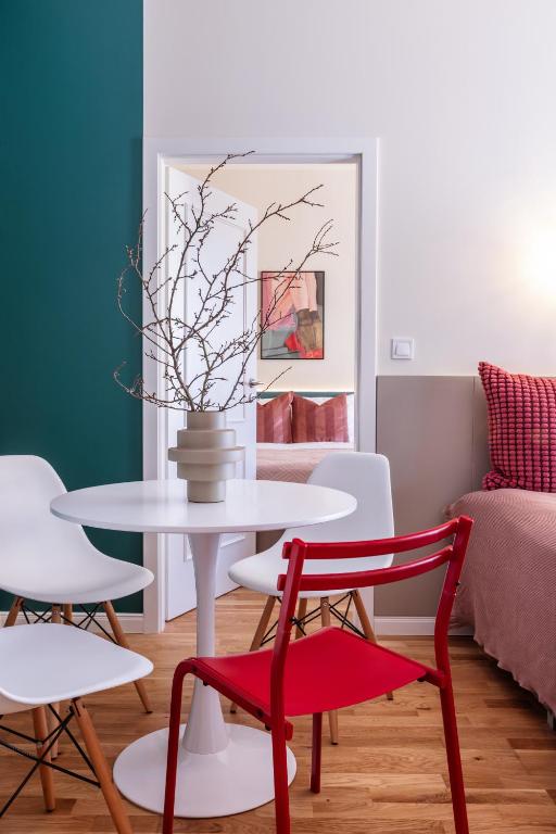 TurnKey I Wenceslas Square Premium Apartments - 14