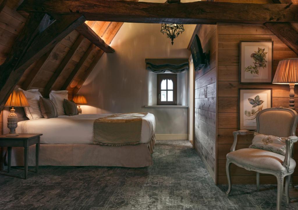 Postel nebo postele na pokoji v ubytování Kasteel van Ordingen