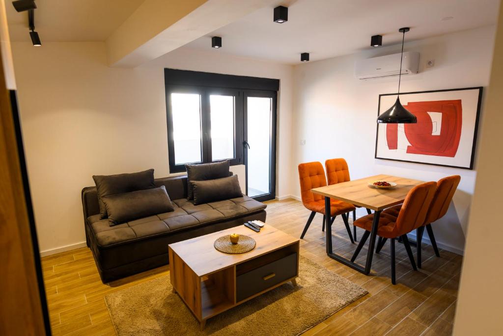 Posezení v ubytování Premium L&L Apartments Modern Designer Stay with Spa Vibe