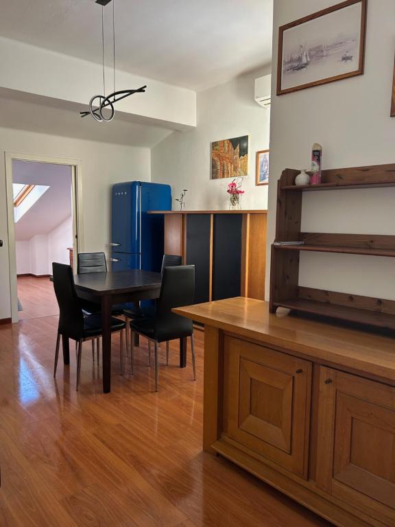 Nhà bếp/bếp nhỏ tại Piccolo Attico Porta Nuova