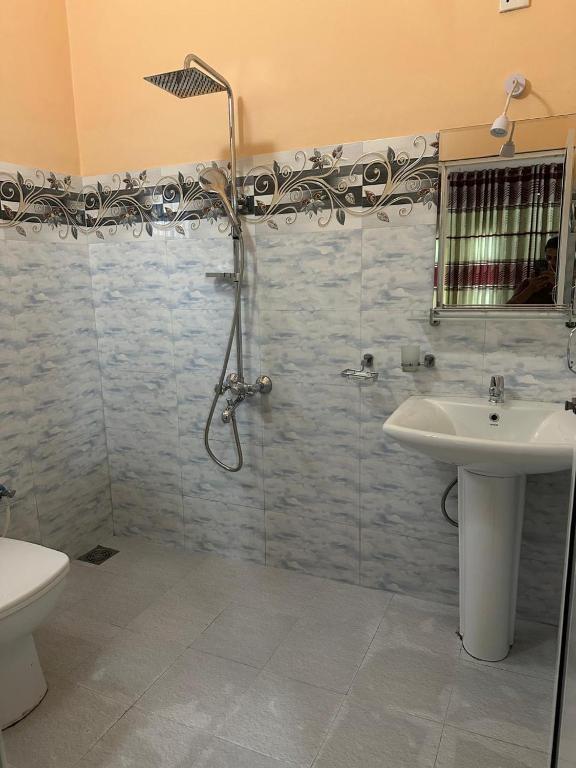 Lahiru Airport Villa - 1