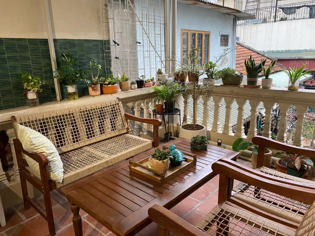 Balkón nebo terasa v ubytování Quynh Nest Homestay
